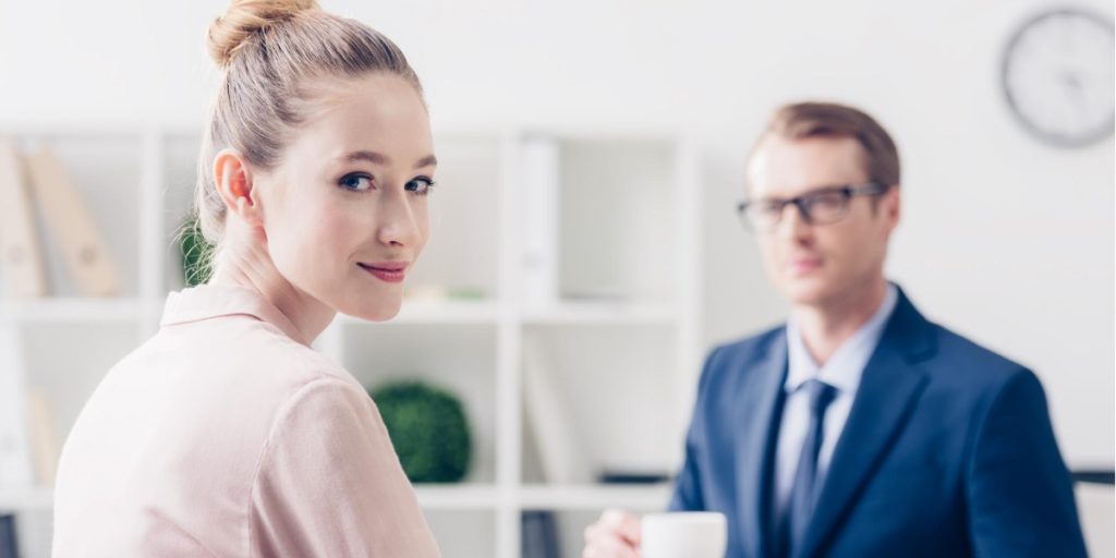 client looking puzzled as theyre unsure whether they should hire a relocator